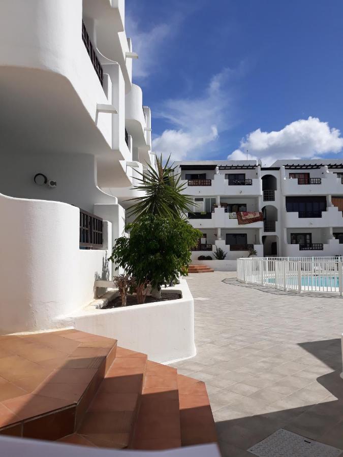 Aqua Apt Sunrise & Sea Views Costa Teguise Exteriör bild