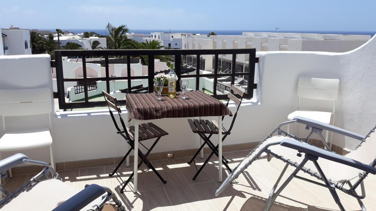 Aqua Apt Sunrise & Sea Views Costa Teguise Exteriör bild