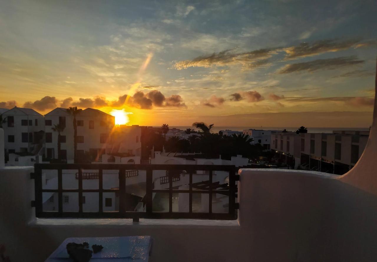 Aqua Apt Sunrise & Sea Views Costa Teguise Exteriör bild