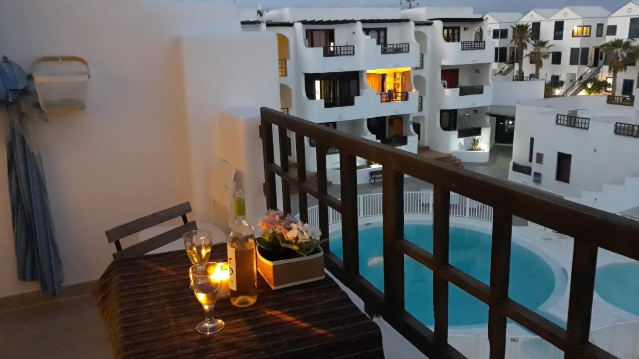 Aqua Apt Sunrise & Sea Views Costa Teguise Exteriör bild