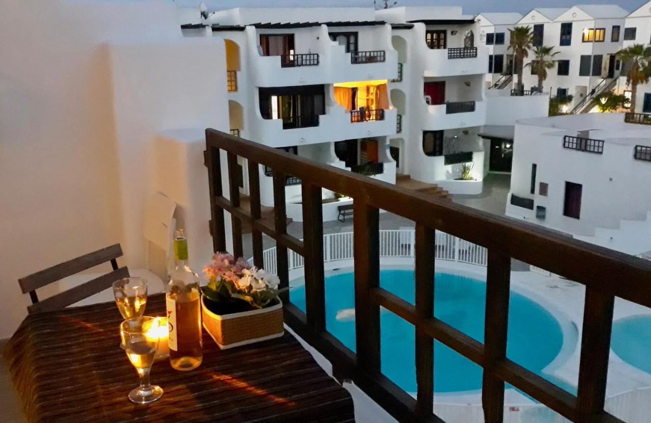 Aqua Apt Sunrise & Sea Views Costa Teguise Exteriör bild